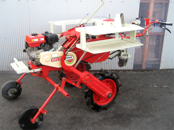 マメトラ農機 マメトラ移植機 "TP-4"